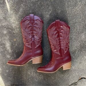 Brand new maroon cowboy boots